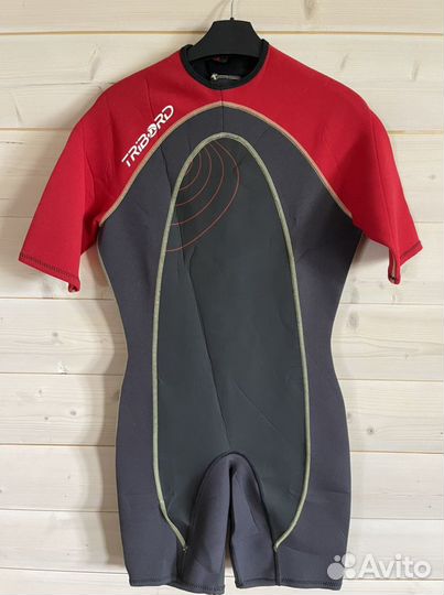 Гидрокостюм