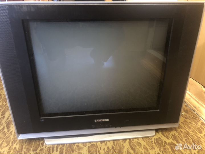 Телевизор samsung