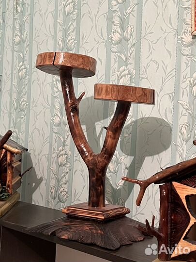 Подставка из дерева