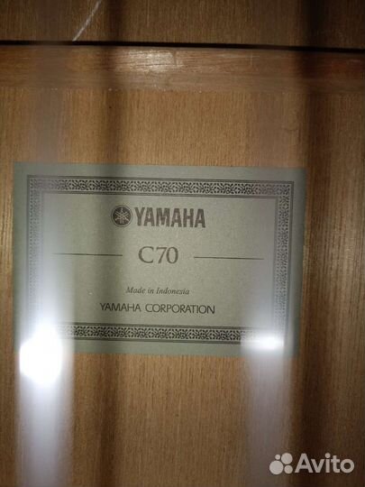 Классическая гитара yamaha c70