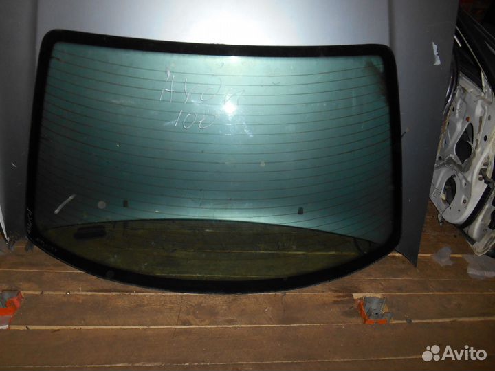 Заднее стекло Audi 100 A6 C4 с обогревом кузов 45