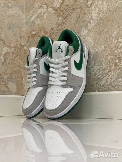 Кроссовки Nike Air Jordan 1 серые