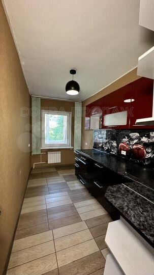 3-к. квартира, 70 м², 1/9 эт.