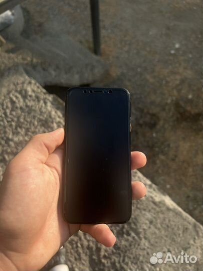 iPhone X, 64 ГБ