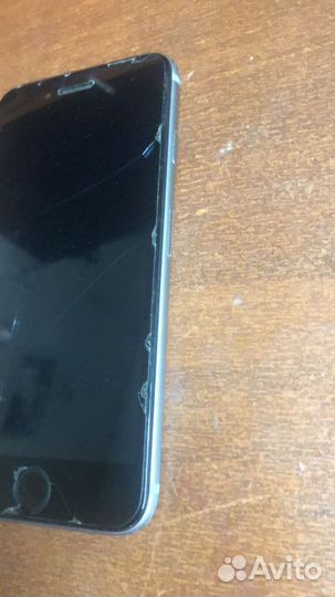 Телефон iPhone 6s