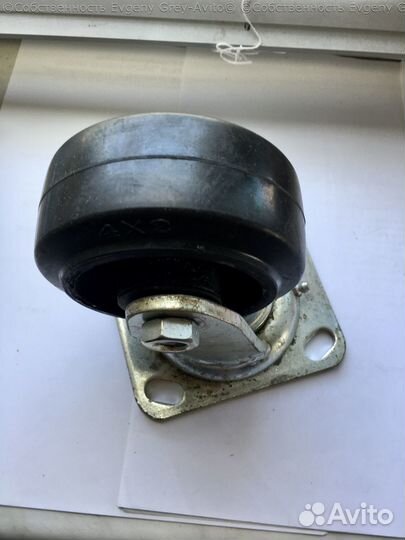 Колесо для мусорного бака - новое