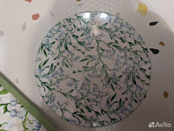 Прихватка и подставка под горячее белая ландыши