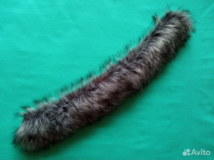Меховой воротник серый