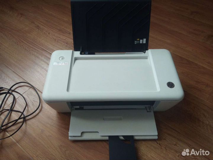 Принтер HP Deskjet 1015