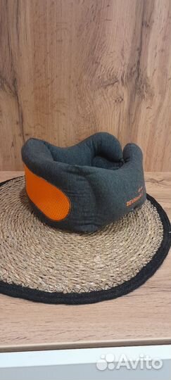 Подушка для путешествий