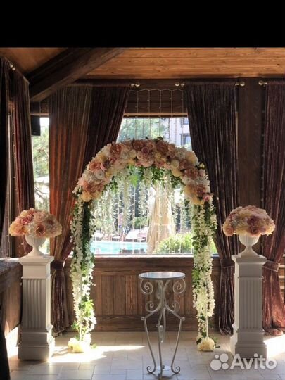 Свадебная арка Выездная регистрация