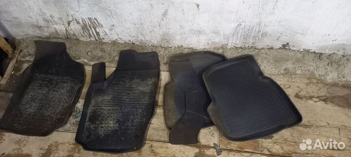 Запчасти на volkswagen polo седан