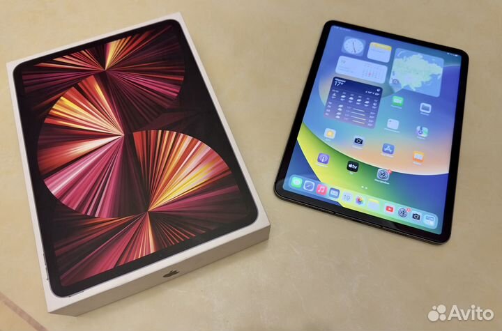 Apple iPad Pro (2021) 11