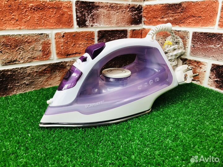 Z.8541 Утюг Scarlett SC-SI30S06