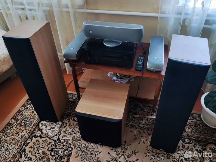 Bowers & Wilkins комплект акустики