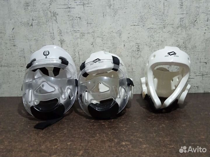 Шлем по тхэквондо