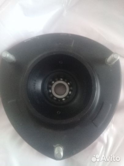 Опора амортизатора с п/у пружиной и пыльником