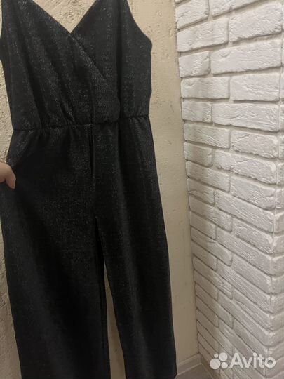 Шикарный комбинезон размер М (44) Befree