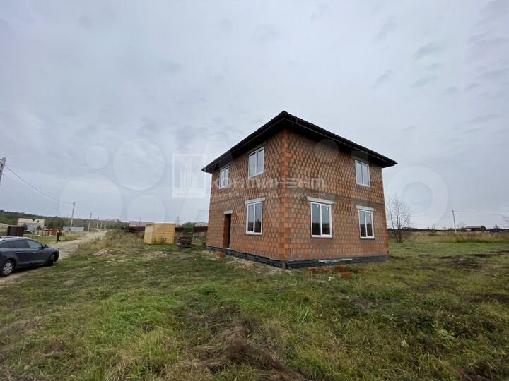 Коттедж 140 м² на участке 7 сот.