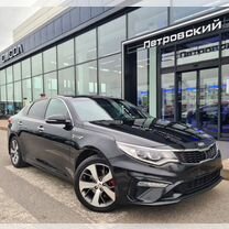 Kia Optima 2.0 AT, 2018, 101 500 км, с пробегом, цена 2 090 000 руб.