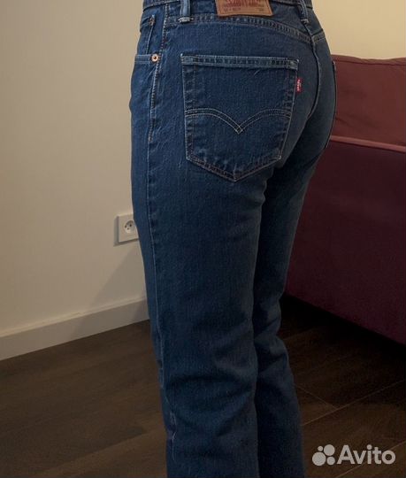 Джинсы levis