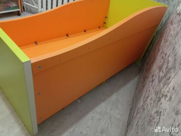 Детская кровать от 3 лет с бортиками