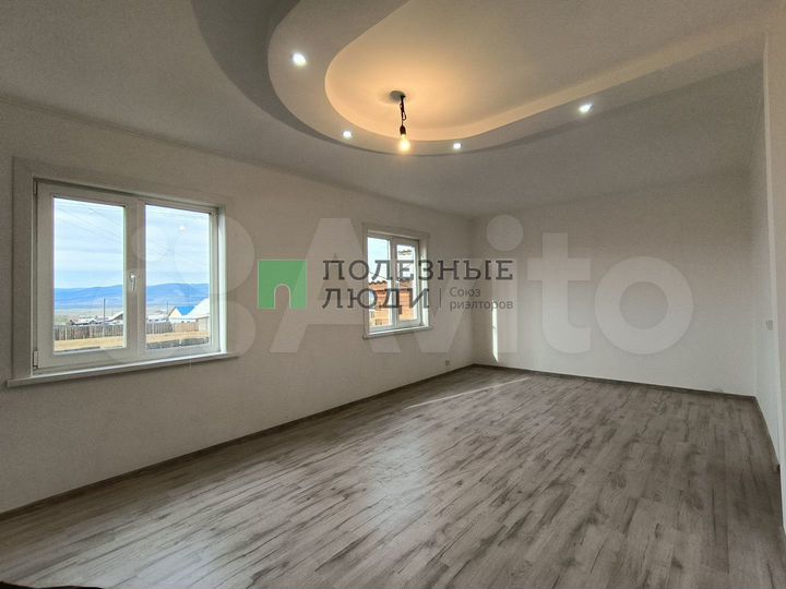 Дом 99,4 м² на участке 7,6 сот.