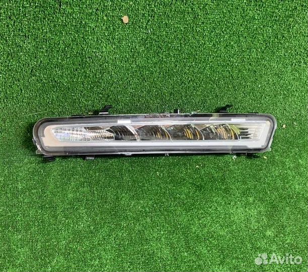 Габарит (ходовые огни) левый 10- Ford Mondeo 4 нов