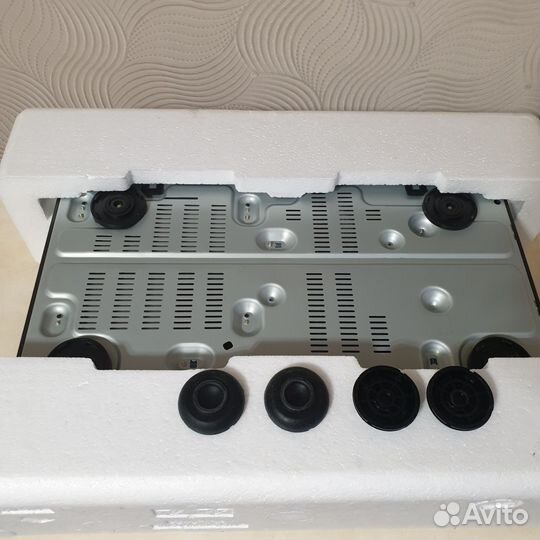 NAD T557 Blu ray, DVD, CD player