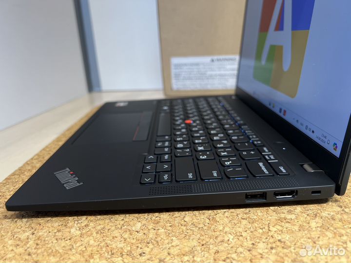 ThinkPad X13 Gen 4 AMD Ryzen 7 PRO 7840U 32/1TB