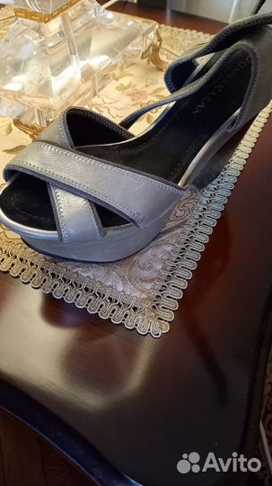 Босоножки dkny