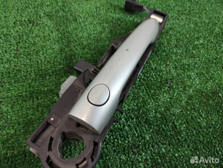 Ручка наружная двери передней левой Renault Clio