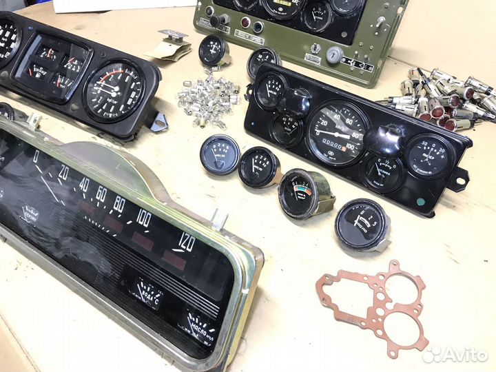 Щиток приборов а/м Газ