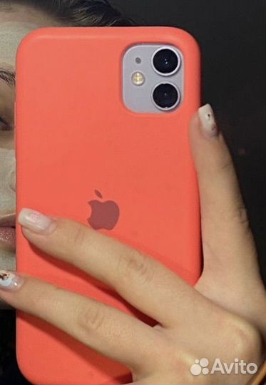 Чехол на iPhone 11