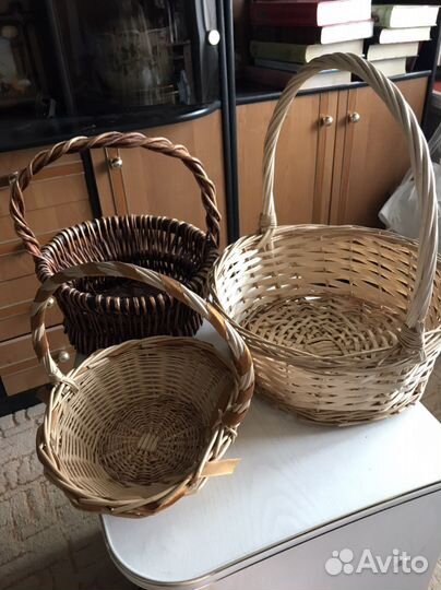 Корзины плетеные подарочные