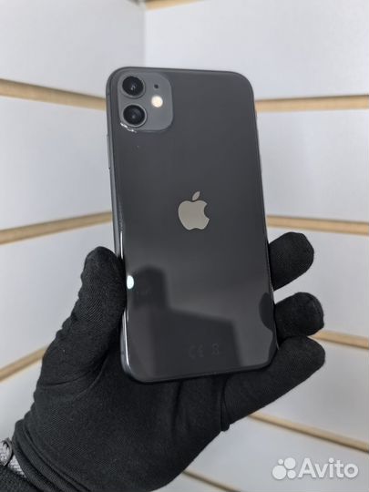 iPhone 11, 64 ГБ