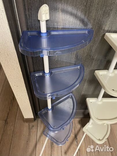 Угловая полка в ванную