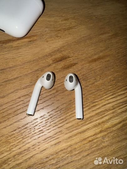 Apple AirPods 1 оригинал