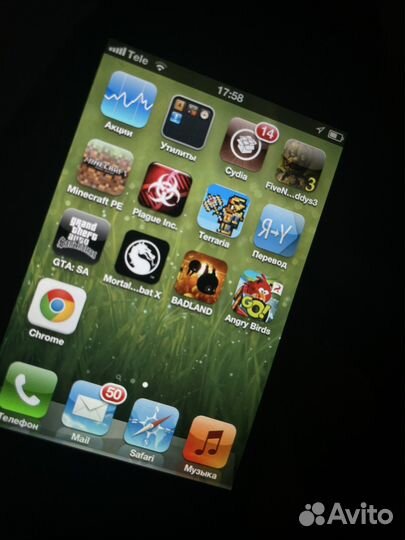 iPhone 4S, 8 ГБ