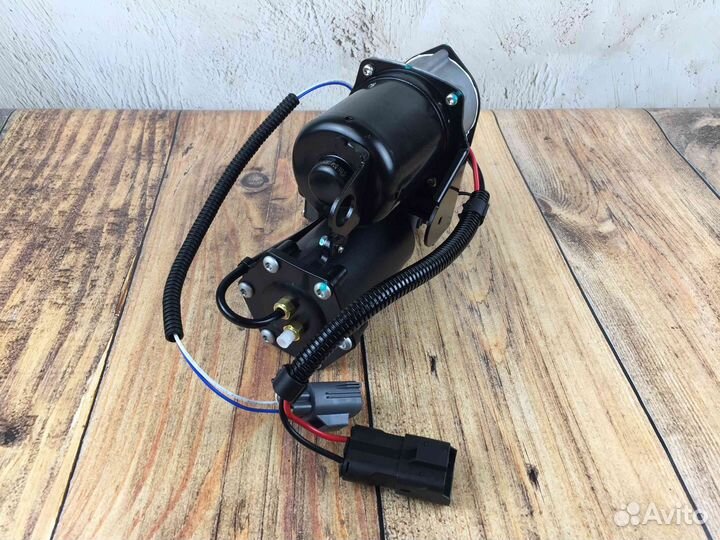 Компрессор Hitachi для Land Rover L319 L320