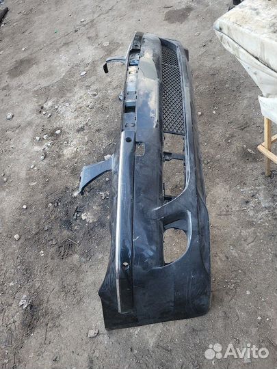 Бампер передний BMW 7 E65/E66