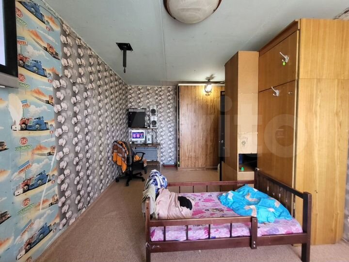 Комната 17 м² в 4-к., 9/9 эт.