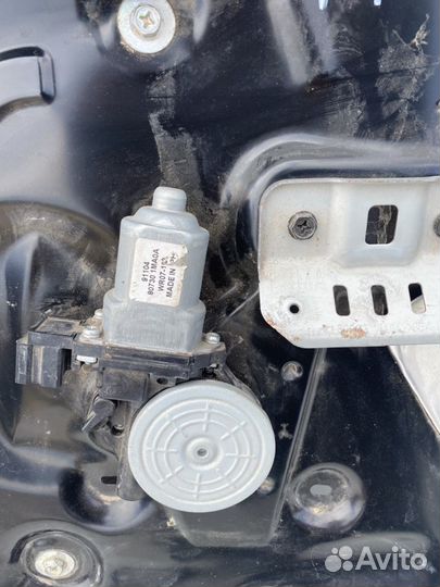 Infiniti M37/M25/Q70 Стеклоподъемник