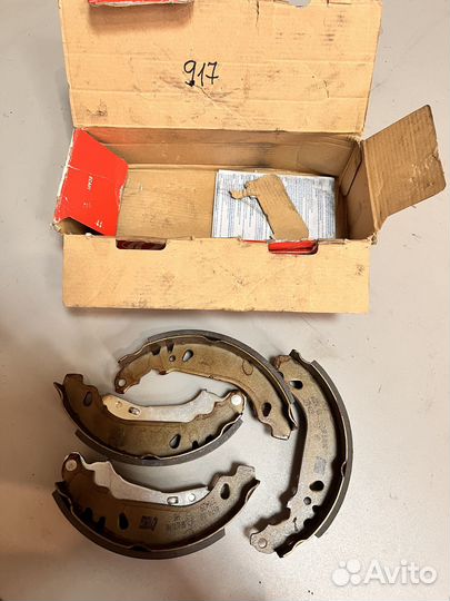 Колодки барабанные к-кт 180x42мм renault clio II