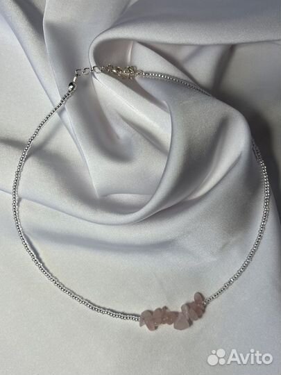 Чокер из бисера и кварца