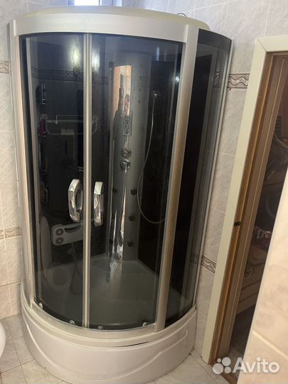 Душевая кабина 90х90