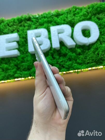 iPhone 11, 256 ГБ