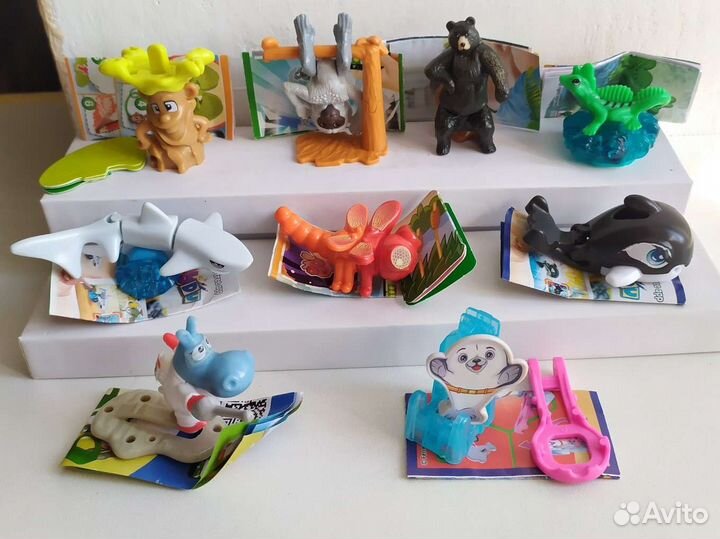 Игрушки из киндер сюрприз с вкладышами