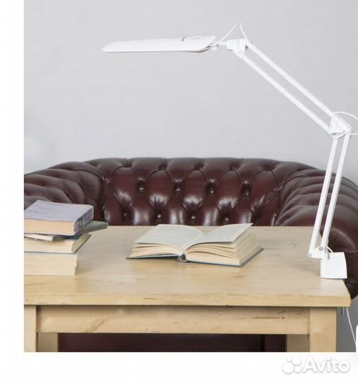 Лампа настольная