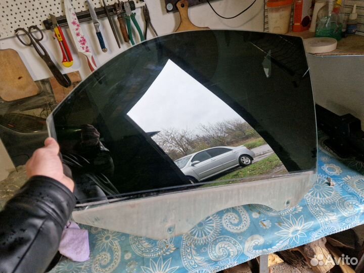 Стекло, бархатки KIA cerato 1